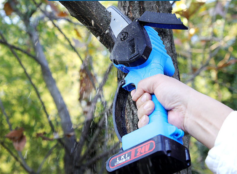 One-handed Mini Chainsaw